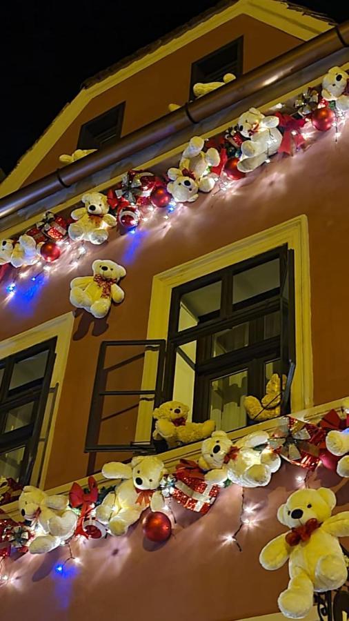 ホテル Casa Kuhn シギショアラ エクステリア 写真