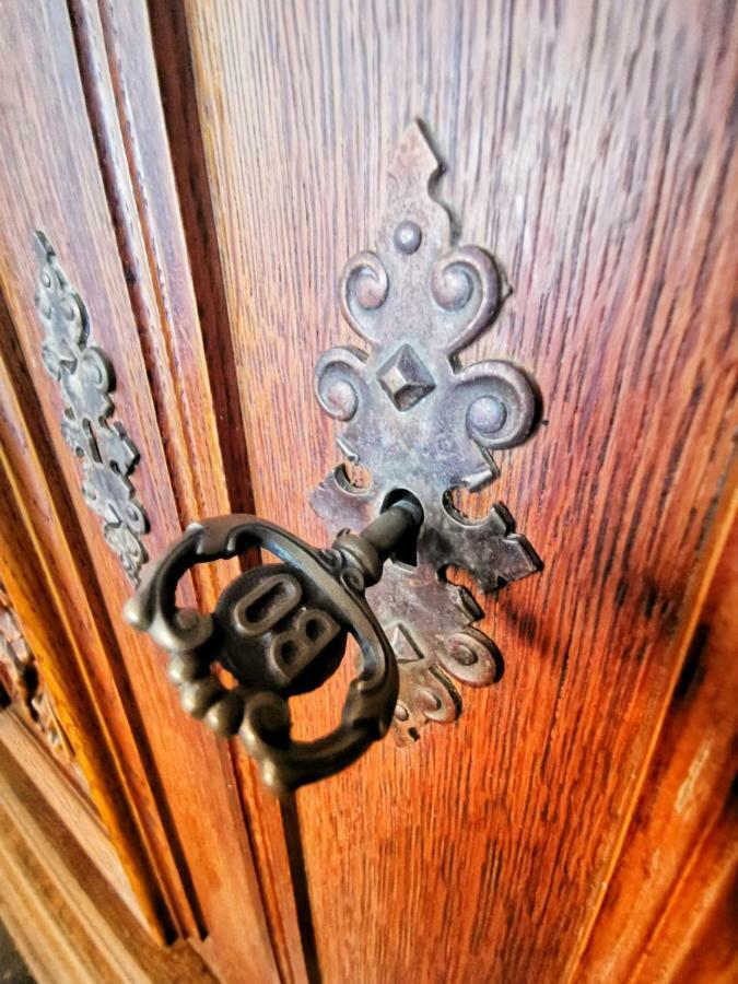 ホテル Casa Kuhn シギショアラ エクステリア 写真
